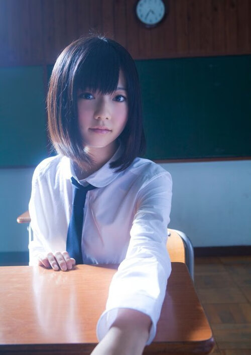 高校滑雪公开赛设立团体项目增强集体荣誉感,滑雪比赛项目